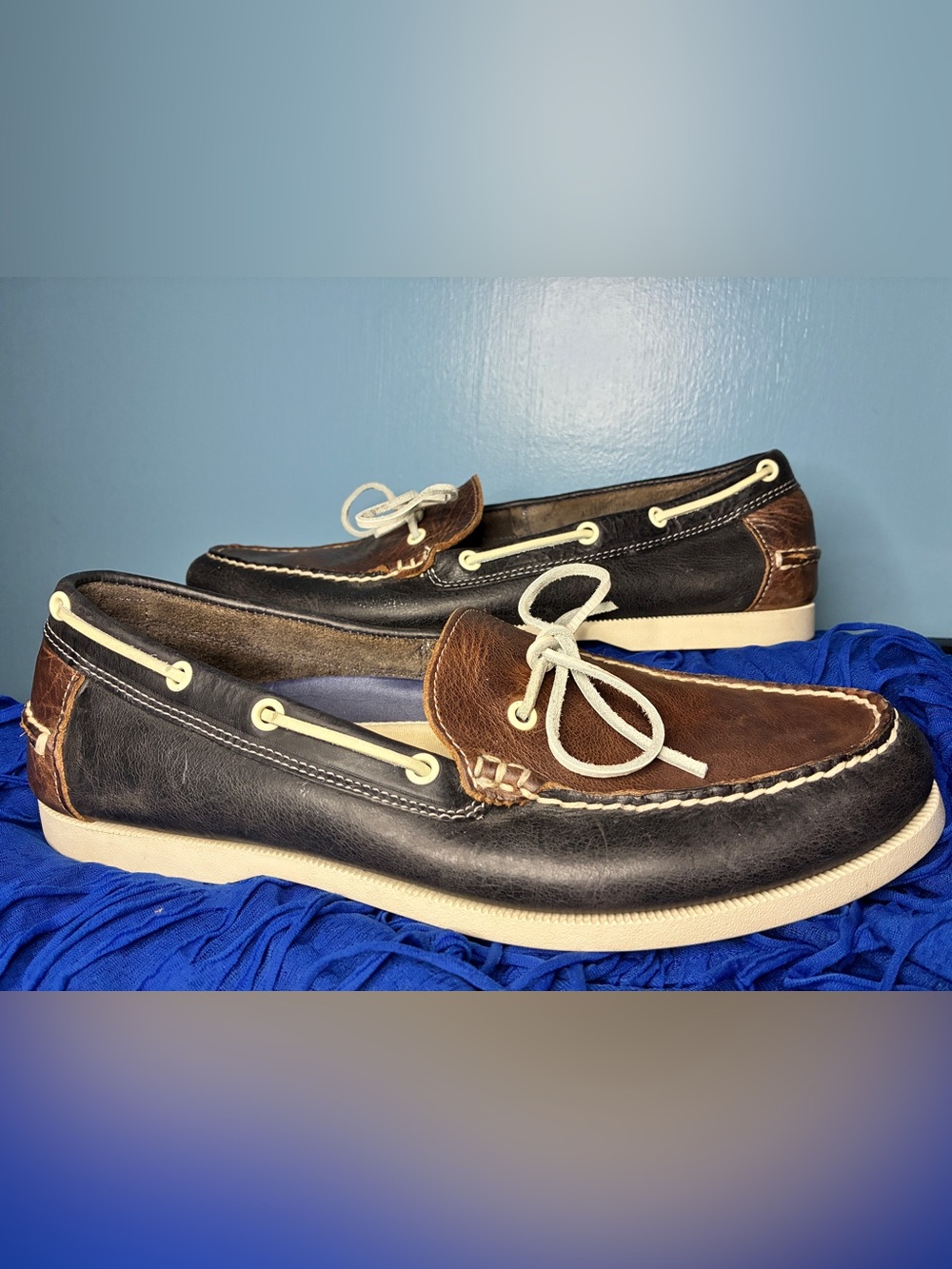 Cole Haan Black and Brown Two-Tone Leather Boat Shoes